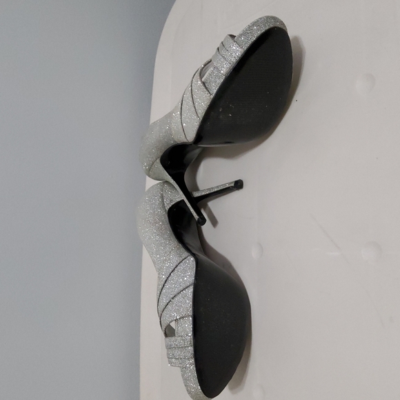 Ladies shoes - Picture 3 of 4